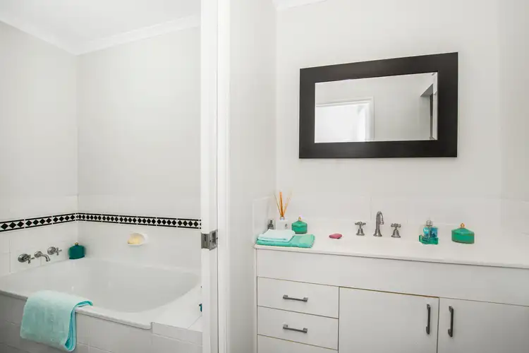 Fourth view of Homely unit listing, 11/6-8 Benson Street, Rosslea QLD 4812