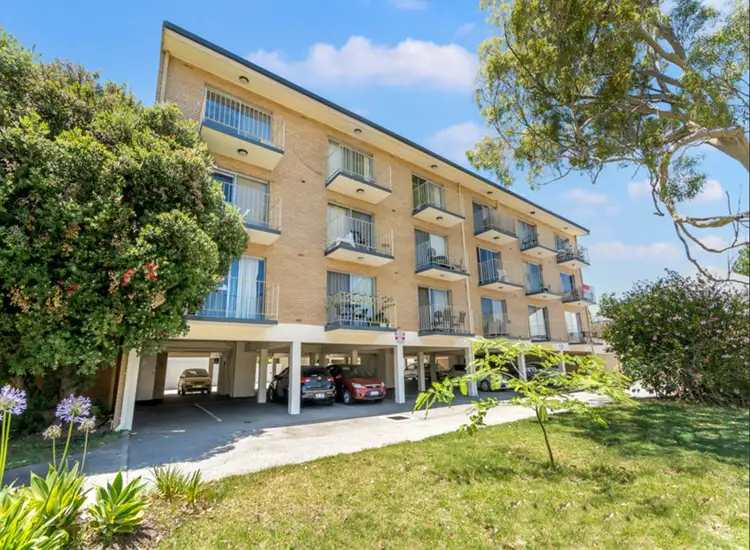 12 / 212 Hampden Road, Crawley WA 6009