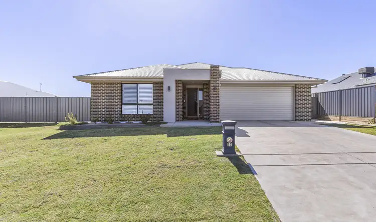 Main view of Homely house listing, 17 Hayes Crescent, Junee NSW 2663