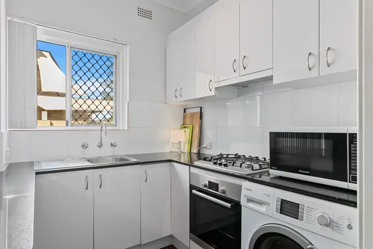 12/15 Eric Street, Cottesloe WA 6011