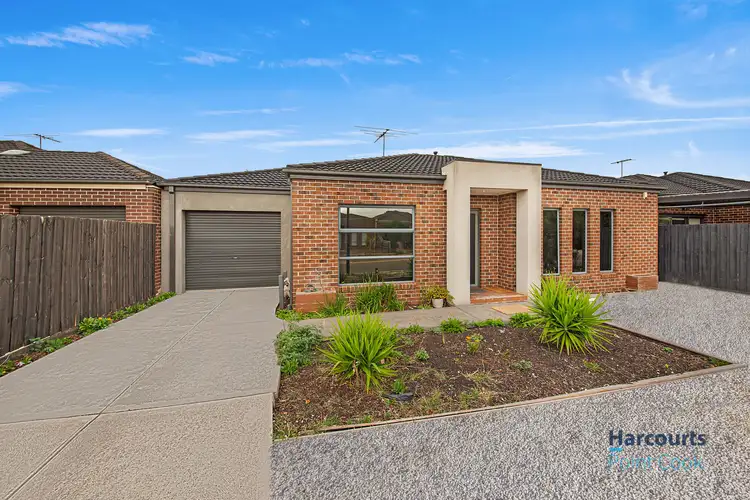 2/19 Swinburne Court, Truganina VIC 3029