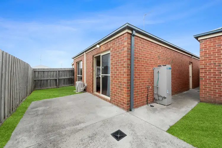 Sixth view of Homely unit listing, 1/11-13 Roseview Way, St Albans Park VIC 3219