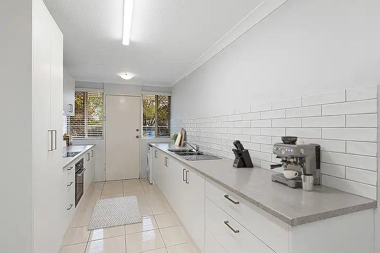 Second view of Homely townhouse listing, 5/42 Ronald Street, Wynnum QLD 4178
