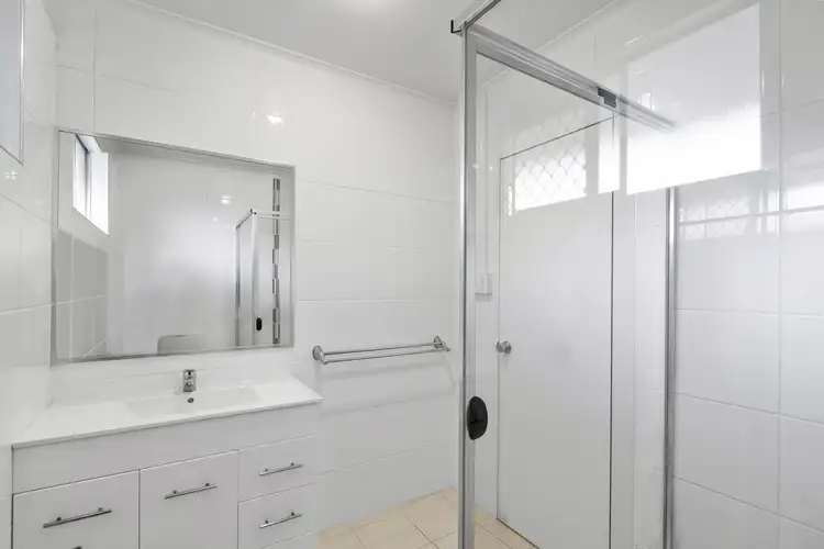 Fifth view of Homely townhouse listing, 5/42 Ronald Street, Wynnum QLD 4178