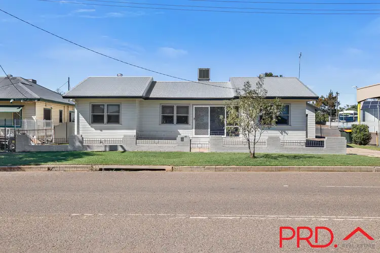 42 Gunnedah Road, Tamworth NSW 2340