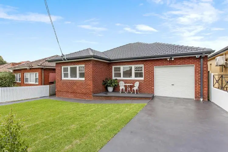 138 Staples Street, Kingsgrove NSW 2208