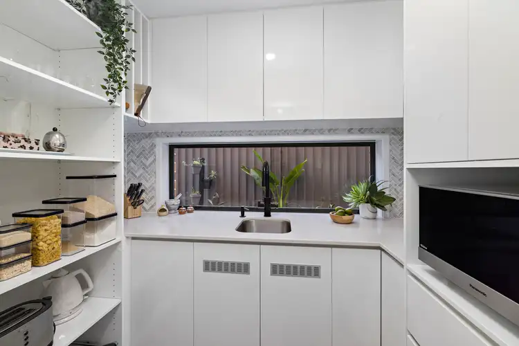Seventh view of Homely house listing, 18 Ormiston Grove, Ormiston QLD 4160