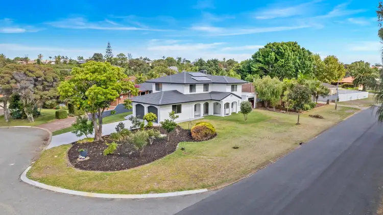1 Yamba Court, Halls Head WA 6210