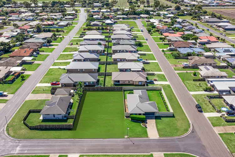 Second view of Homely house listing, 22 Dawson Avenue, Thabeban QLD 4670