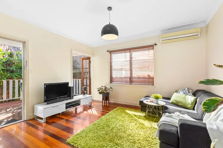 8 Browns Dip Road, Enoggera QLD 4051