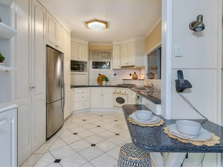 Sixth view of Homely house listing, 10 Ellerslie Crescent, Taringa QLD 4068