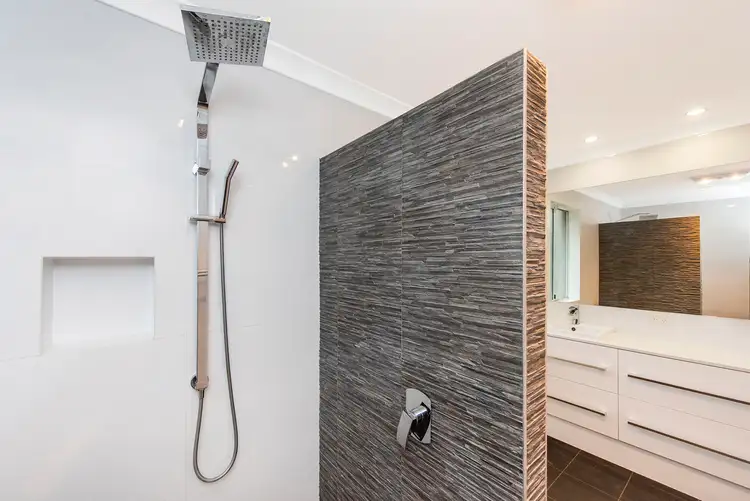 Fifth view of Homely house listing, 2/11 Burnett Road, Manning WA 6152