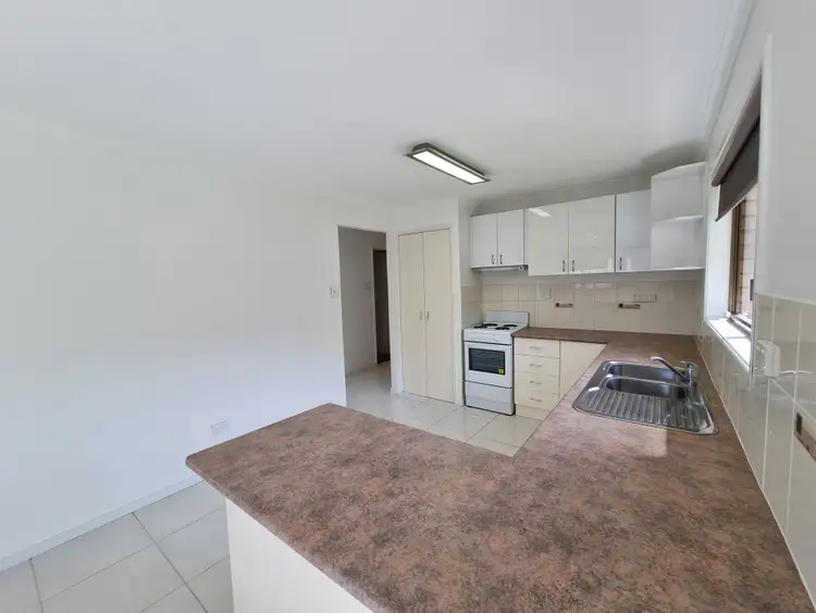 Fifth view of Homely house listing, 2/3 Fox Court, Tannum Sands QLD 4680