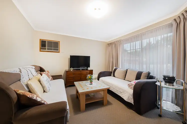 Fifth view of Homely unit listing, 2/6 Hawker Gardens, Berwick VIC 3806