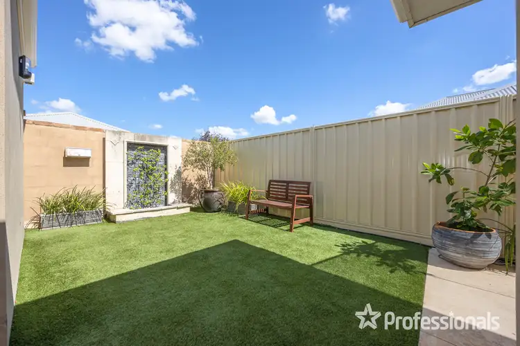 Fifth view of Homely house listing, 8 Elmina Avenue, Ellenbrook WA 6069