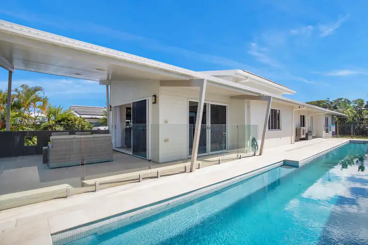 27 Kinghorn Street, Eimeo QLD 4740
