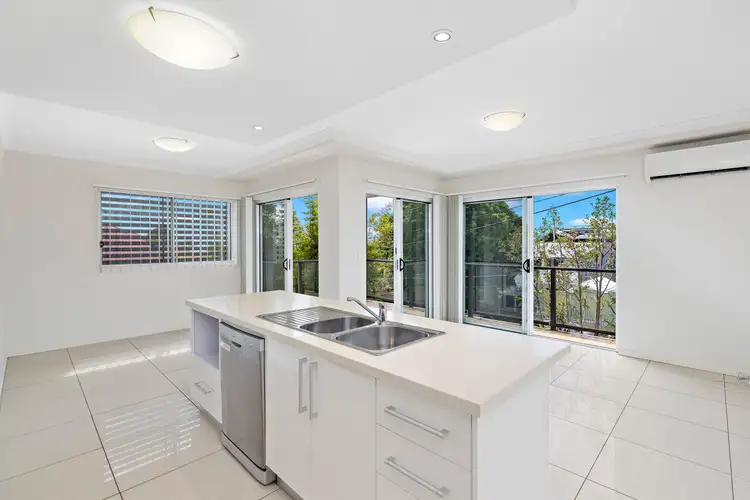 5/60 Ernest Street, Manly QLD 4179