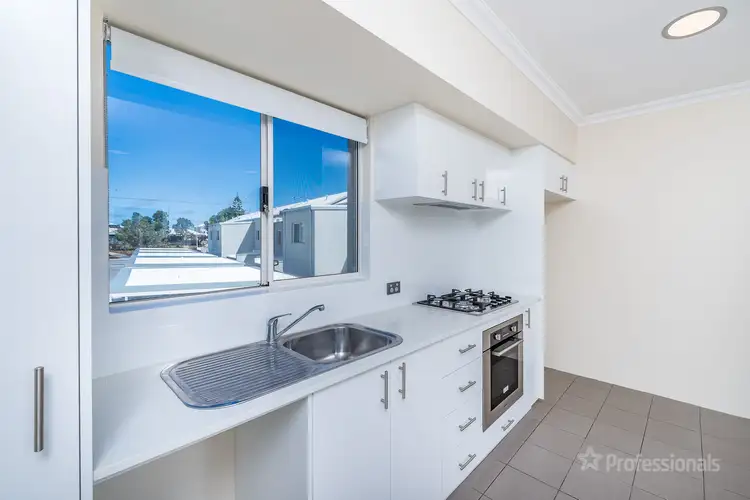 Seventh view of Homely house listing, 15/1 Elsbury Approach, Clarkson WA 6030