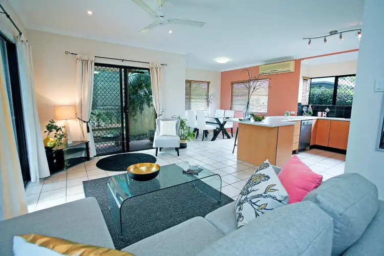 2A Vivian Street, Pimlico QLD 4812
