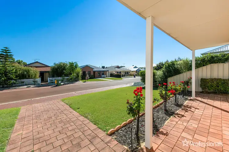Second view of Homely house listing, 8 Bee Way, Falcon WA 6210
