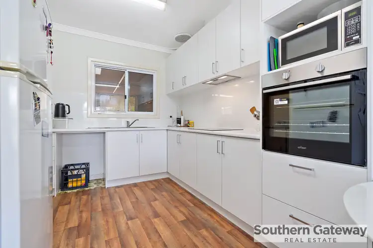 34 Galliers Avenue, Armadale WA 6112