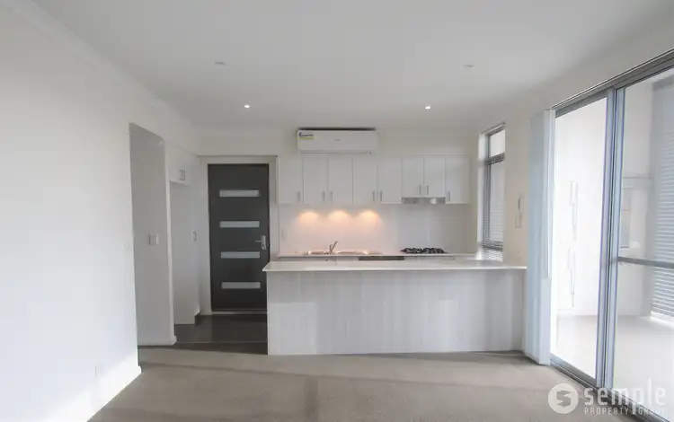 Main view of Homely apartment listing, 19/2 Coojong Link, Success WA 6164