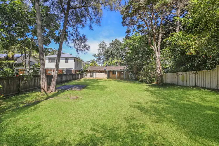 91 Lake Shore Drive, North Avoca NSW 2260