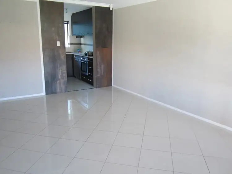 Fifth view of Homely villa listing, 4/215 Royal Street, Yokine WA 6060