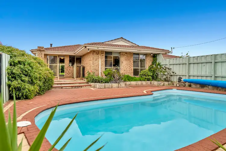 8 Jannali Way, San Remo WA 6210