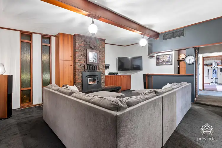 21 Gilbert Road, Lesmurdie WA 6076