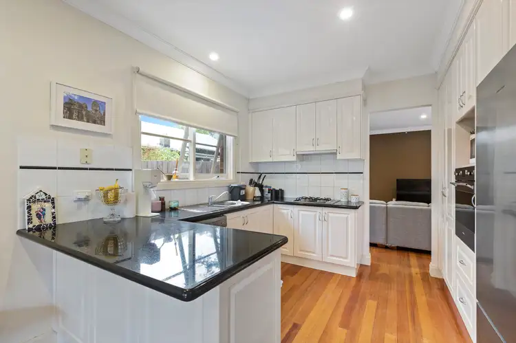 Fourth view of Homely townhouse listing, 2/198 Charman Road, Cheltenham VIC 3192