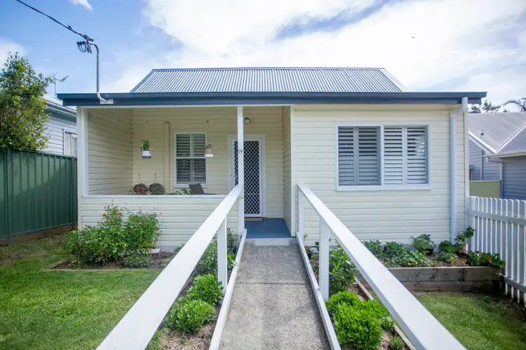 19 Bahtoo Parade, Taree NSW 2430