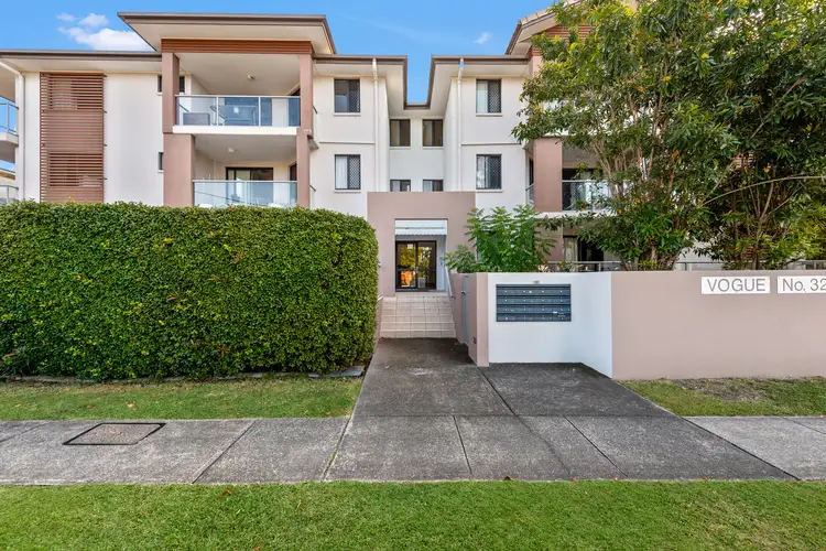 Main view of Homely unit listing, 2/32 Bath Street, Labrador QLD 4215