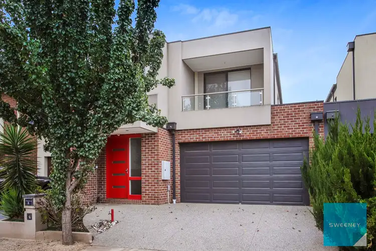 5 Beaconsfield Lane, Caroline Springs VIC 3023