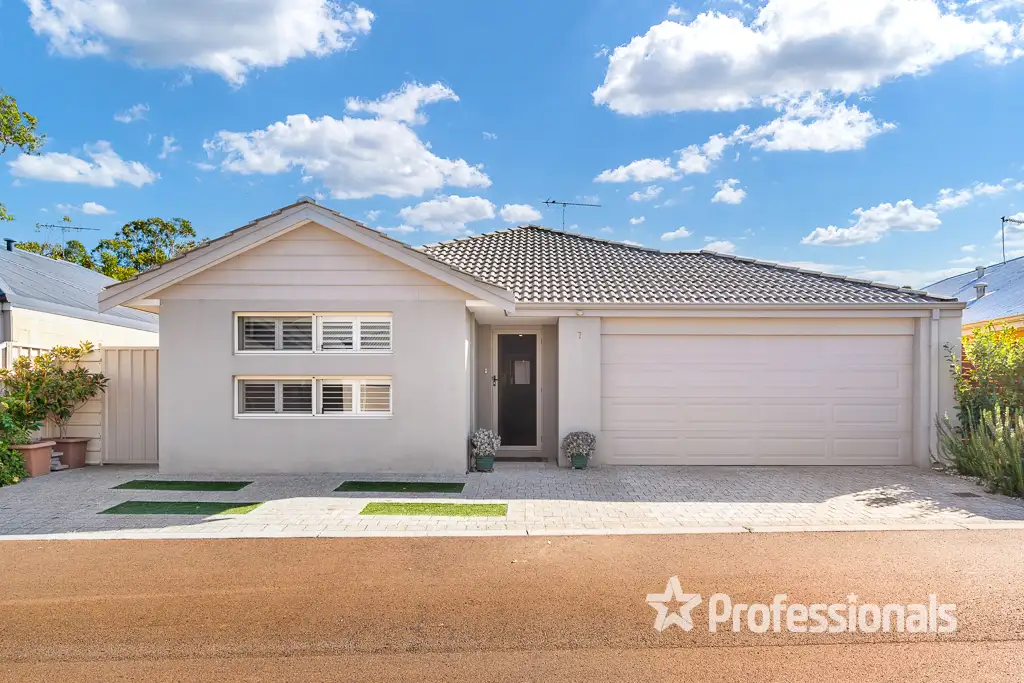 Main view of Homely house listing, 7 Chaytor View, West Busselton WA 6280