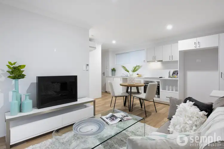 21/2 Delaronde Drive, Success WA 6164