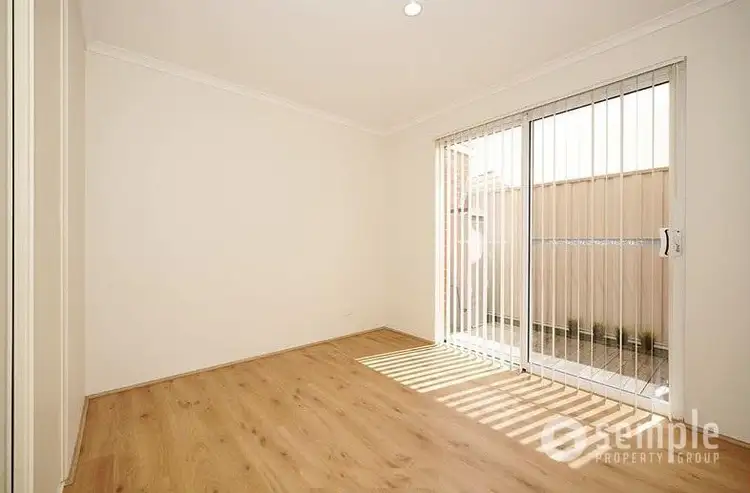 Sixth view of Homely unit listing, 19/1 Coojong Link, Success WA 6164
