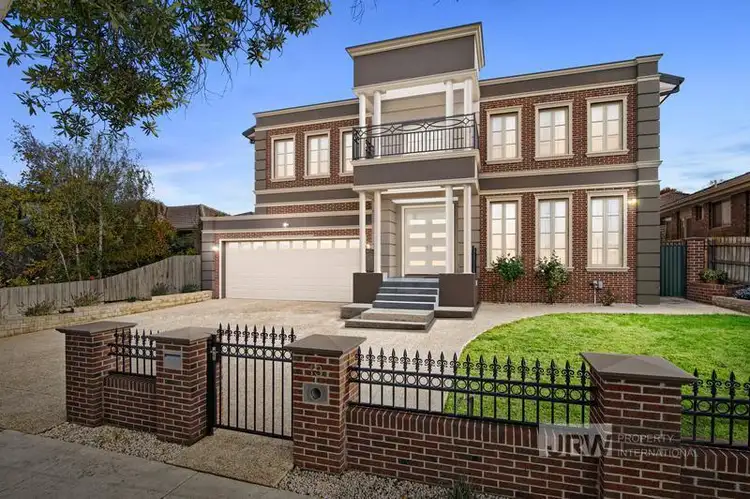 13 Lisbon Street, Glen Waverley VIC 3150