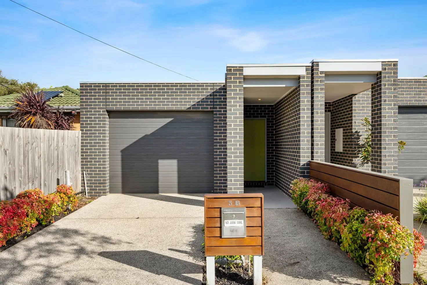 Main view of Homely townhouse listing, 5B College Court, Newtown VIC 3220