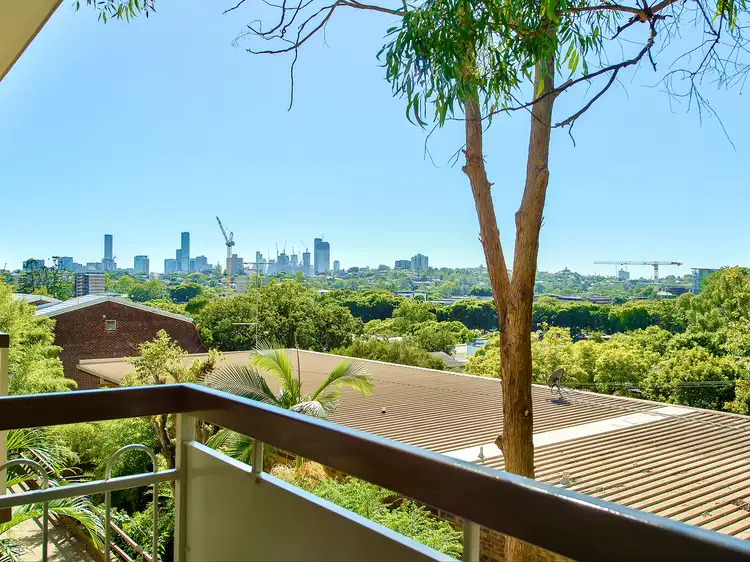 Main view of Homely unit listing, 5/222 Carmody Road, St Lucia QLD 4067