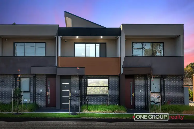 Main view of Homely townhouse listing, 4/902 Pascoe Vale Road, Glenroy VIC 3046