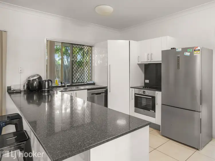 Second view of Homely townhouse listing, 2/8 Admiral Drive, Dolphin Heads QLD 4740