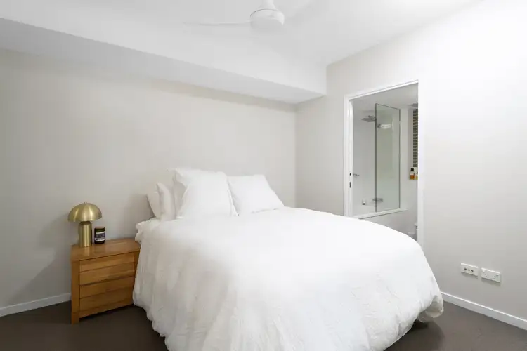 Fifth view of Homely unit listing, 305/1 Wilson Street, West Mackay QLD 4740