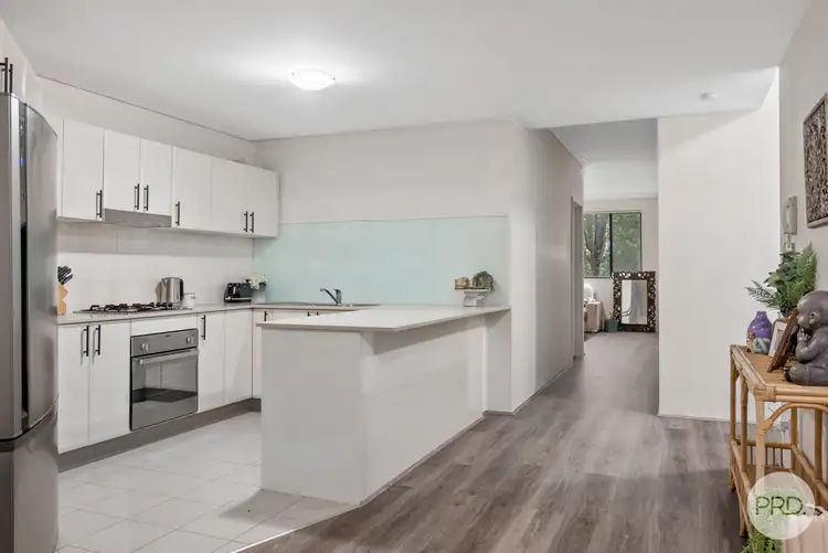 8/29-31 Preston Street, Jamisontown NSW 2750