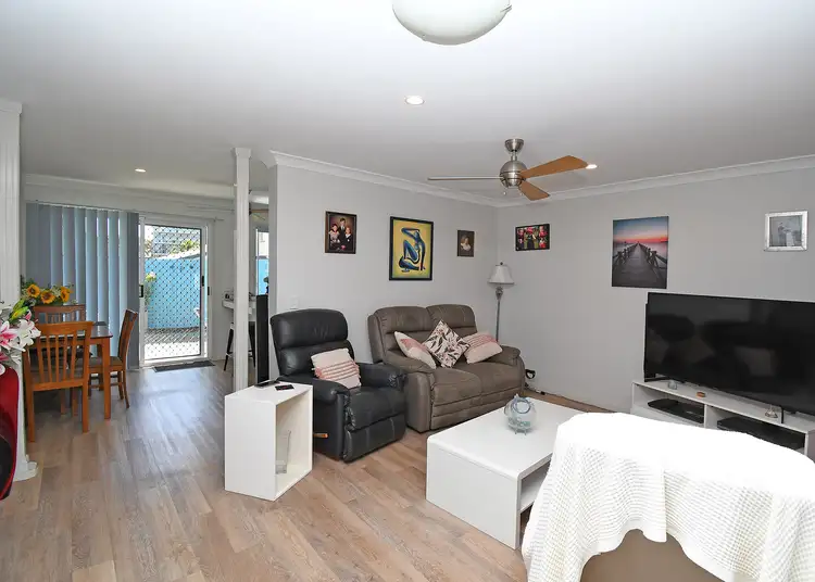 Seventh view of Homely unit listing, 5/14 Beach Road, Pialba QLD 4655