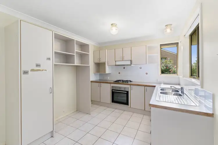 Second view of Homely house listing, 7 Poole Place, Sunshine Bay NSW 2536