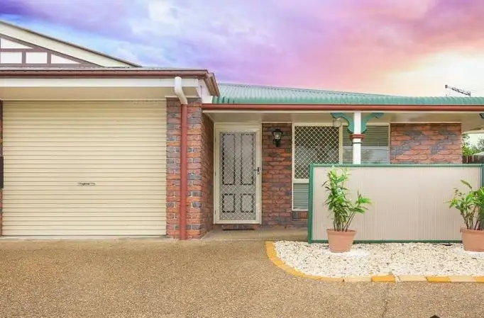 25 Kingston Way