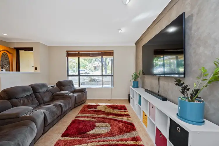 Sixth view of Homely house listing, 1 Karara Close, Halls Head WA 6210