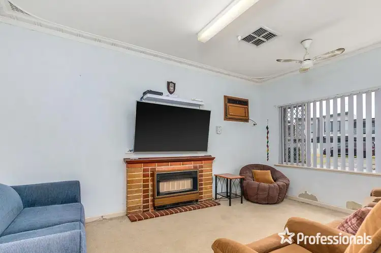 Fifth view of Homely house listing, 3 Tonbridge Way, Thornlie WA 6108