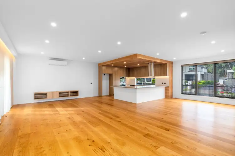 Fifth view of Homely house listing, 245 Centre Dandenong Road, Cheltenham VIC 3192